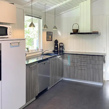 펜션 4 Bedroom Cozy In Nykobing Sj Klint