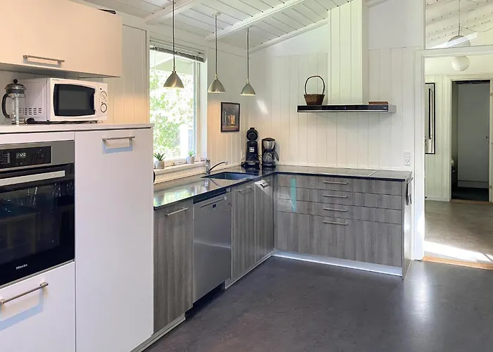 בית נופש 4 Bedroom Cozy In Nykobing Sj Klint